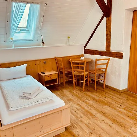 Gaestehaus Spoth בית הארחה רוסט