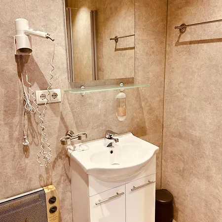 בית הארחה Gaestehaus Spoth