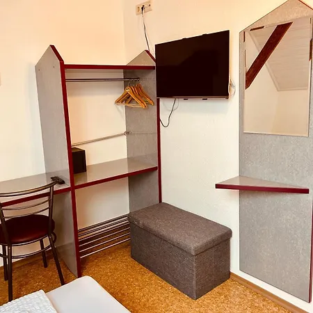 Gaestehaus Spoth בית הארחה רוסט