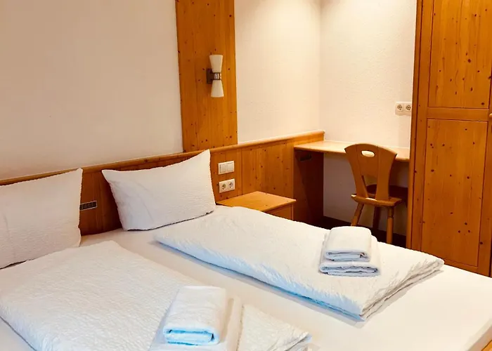 Gaestehaus Spoth בית הארחה 3*